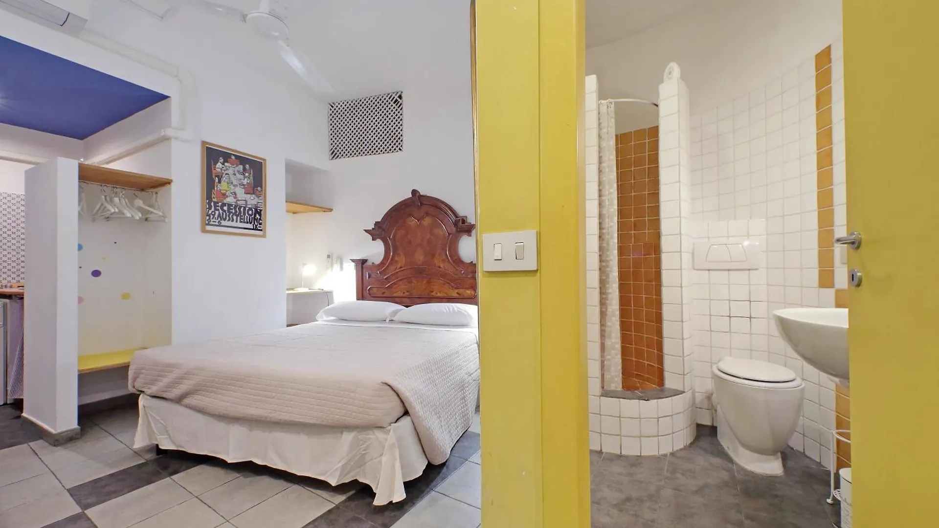 Cavour Apartment Rome 0*,